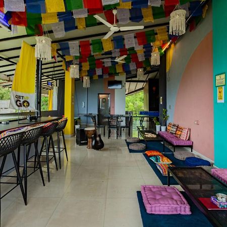 The Hosteller Gokarna Gokarna  Bagian luar foto