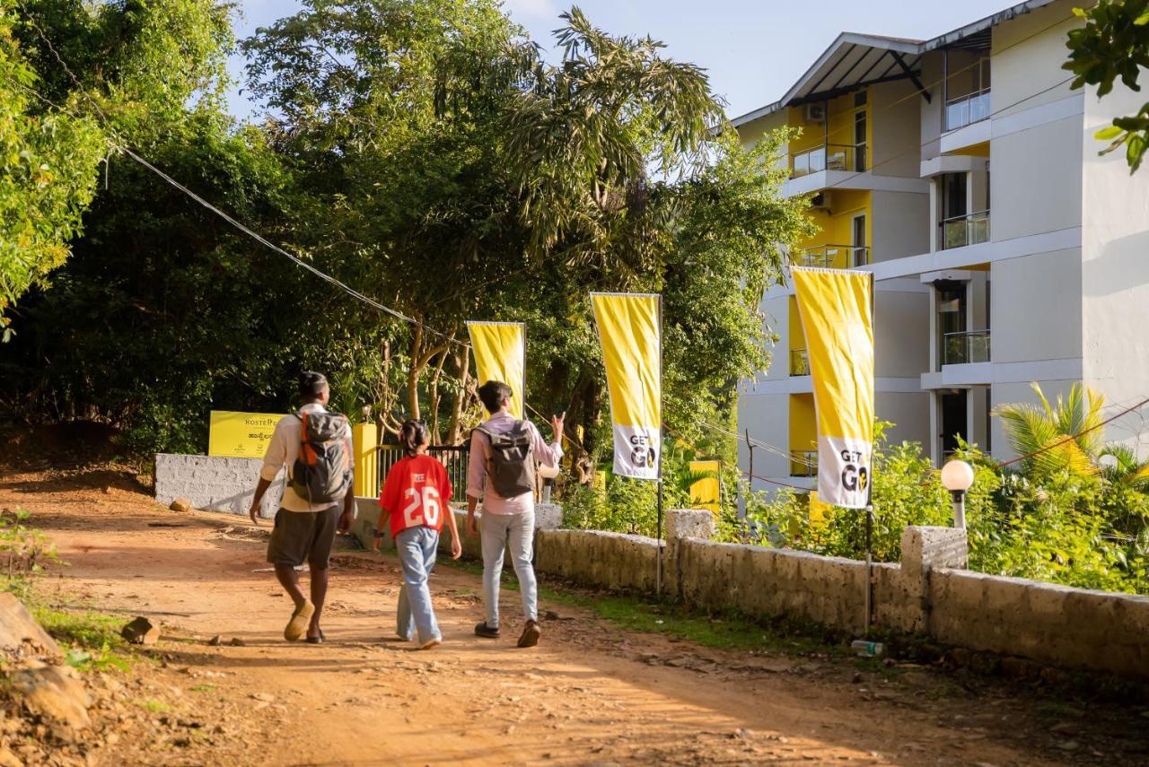 The Hosteller Gokarna Gokarna  Bagian luar foto