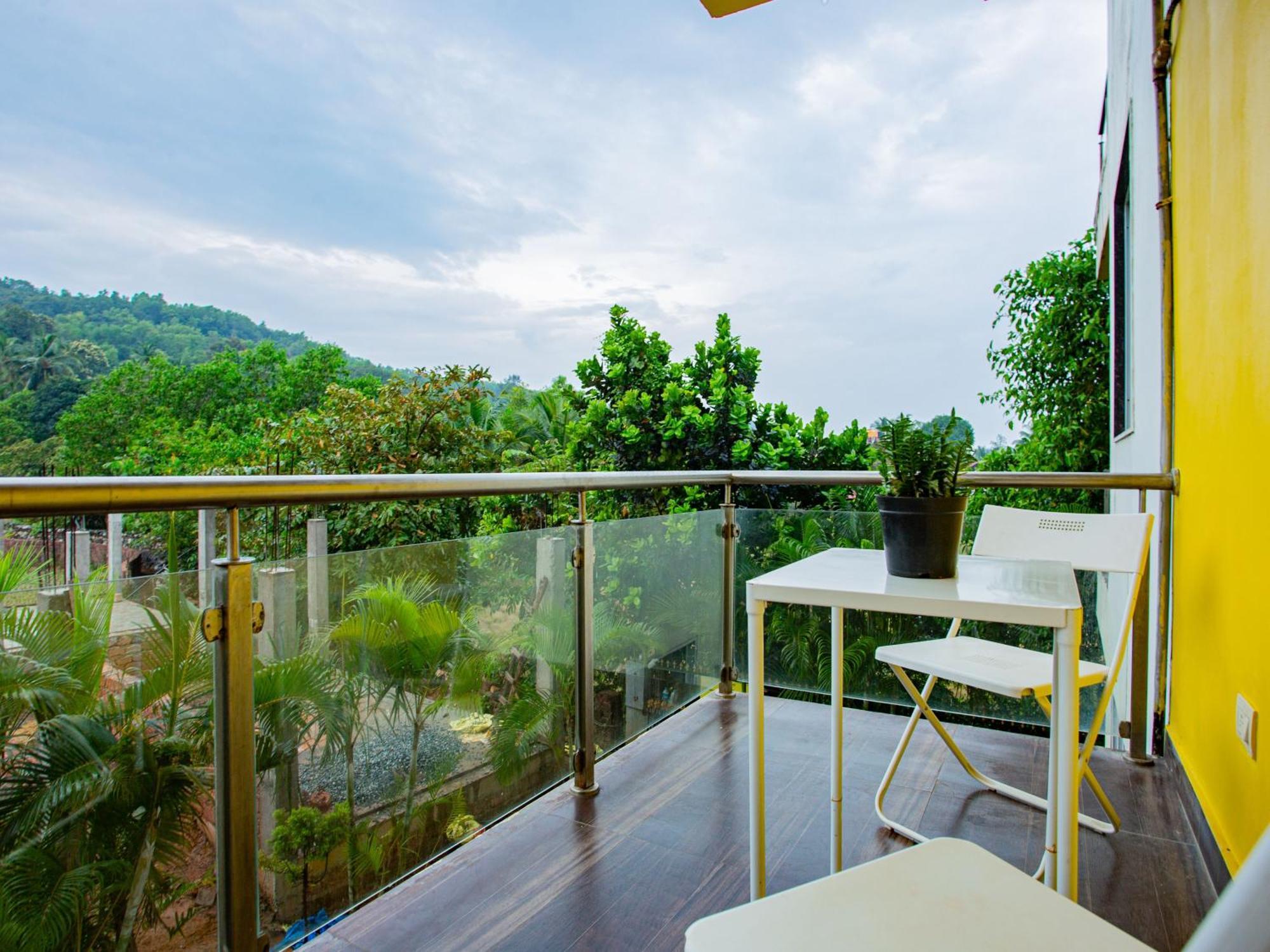 The Hosteller Gokarna Gokarna  Bagian luar foto