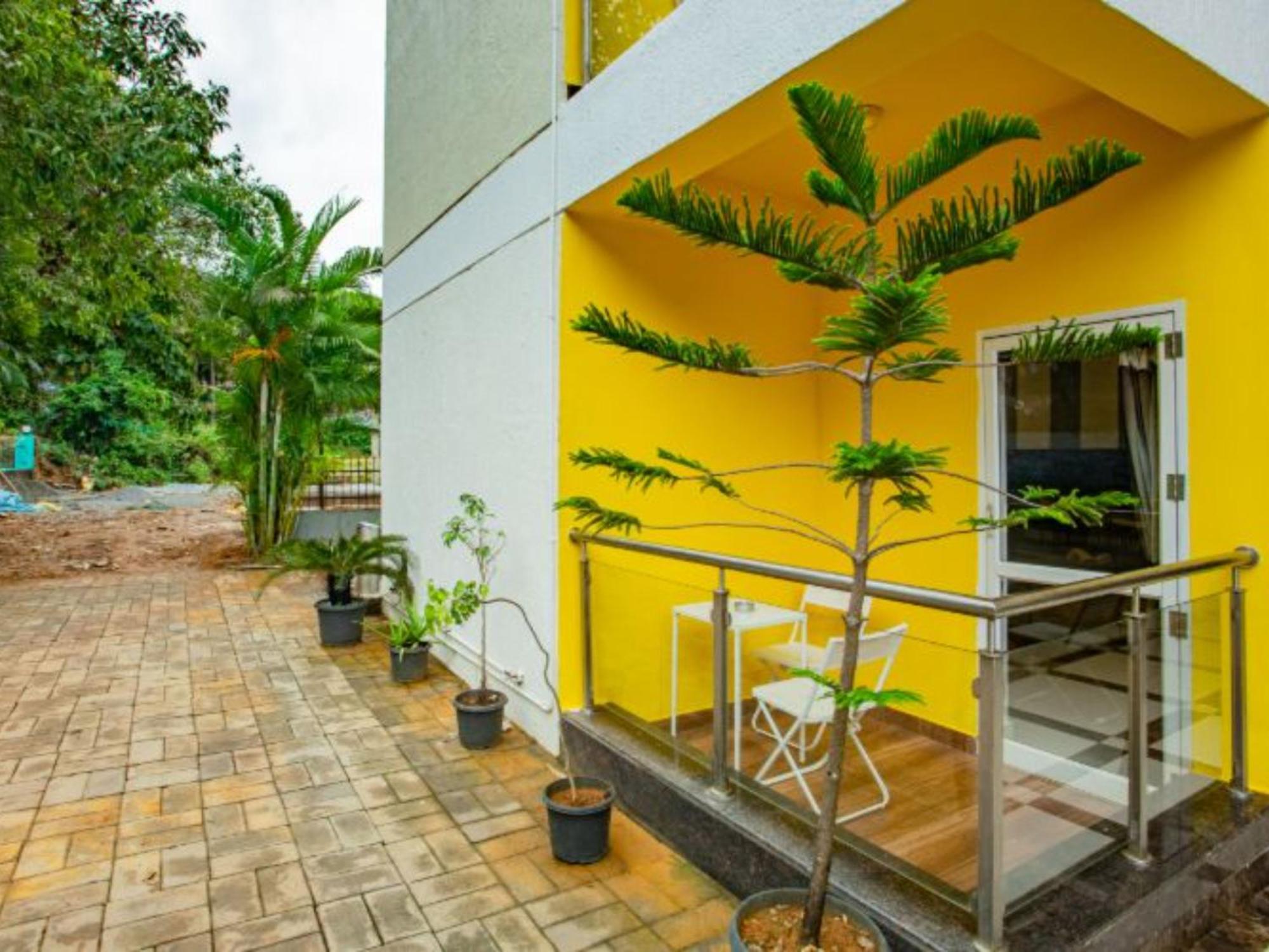 The Hosteller Gokarna Gokarna  Bagian luar foto