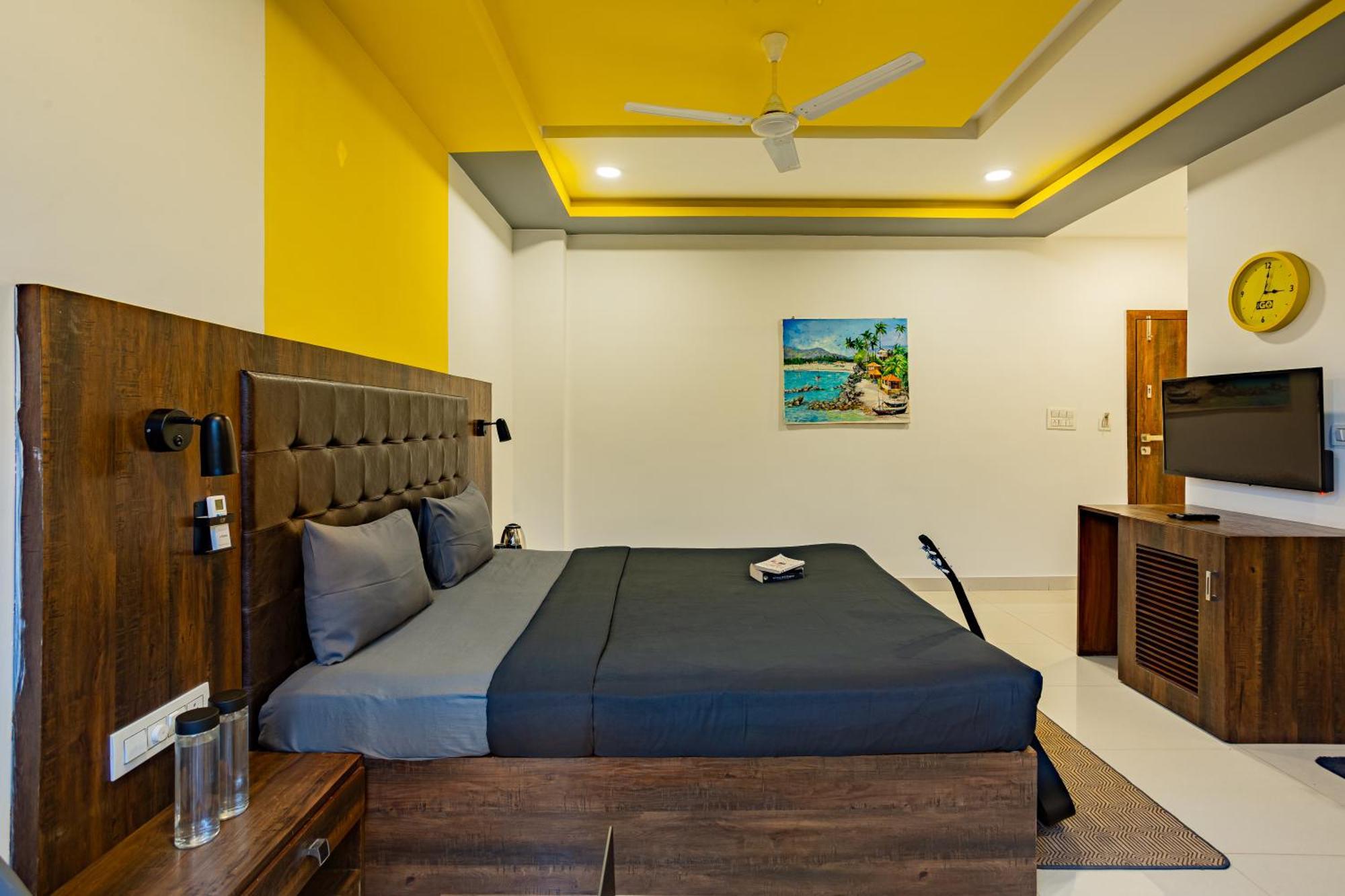 The Hosteller Gokarna Gokarna  Bagian luar foto