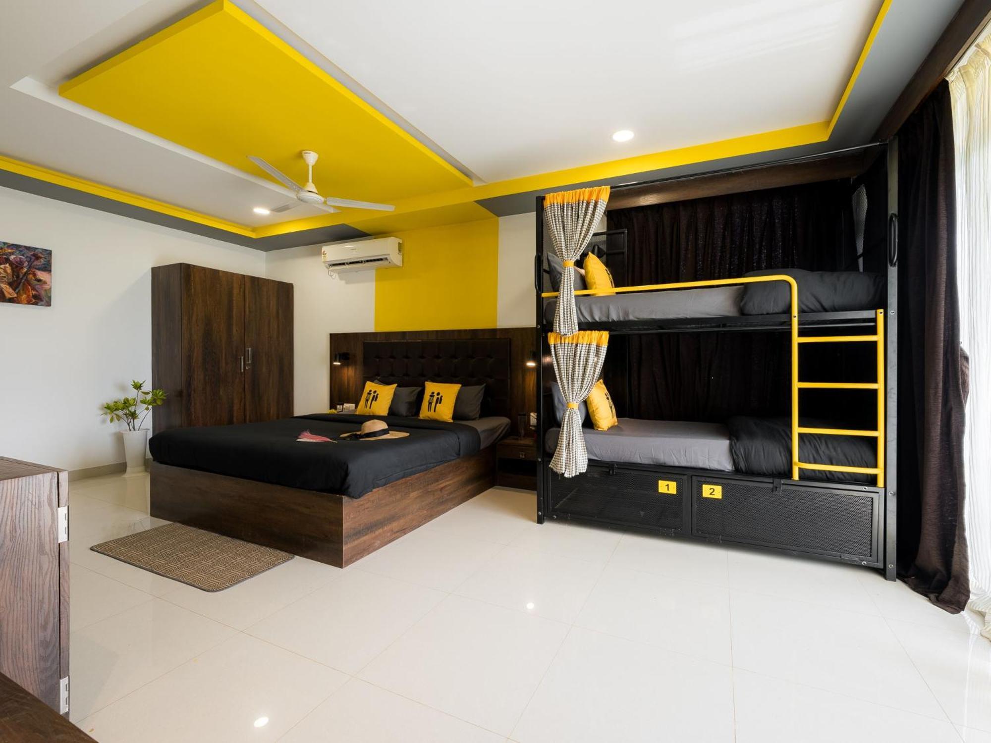 The Hosteller Gokarna Gokarna  Bagian luar foto